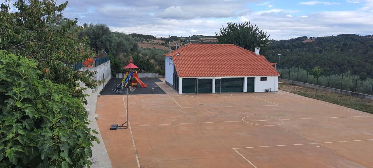 Casa Da Oliveira Apartment Milhão Exterior photo